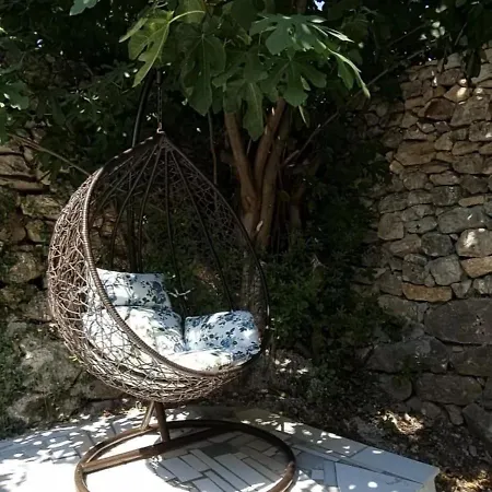 Villa Nomada *